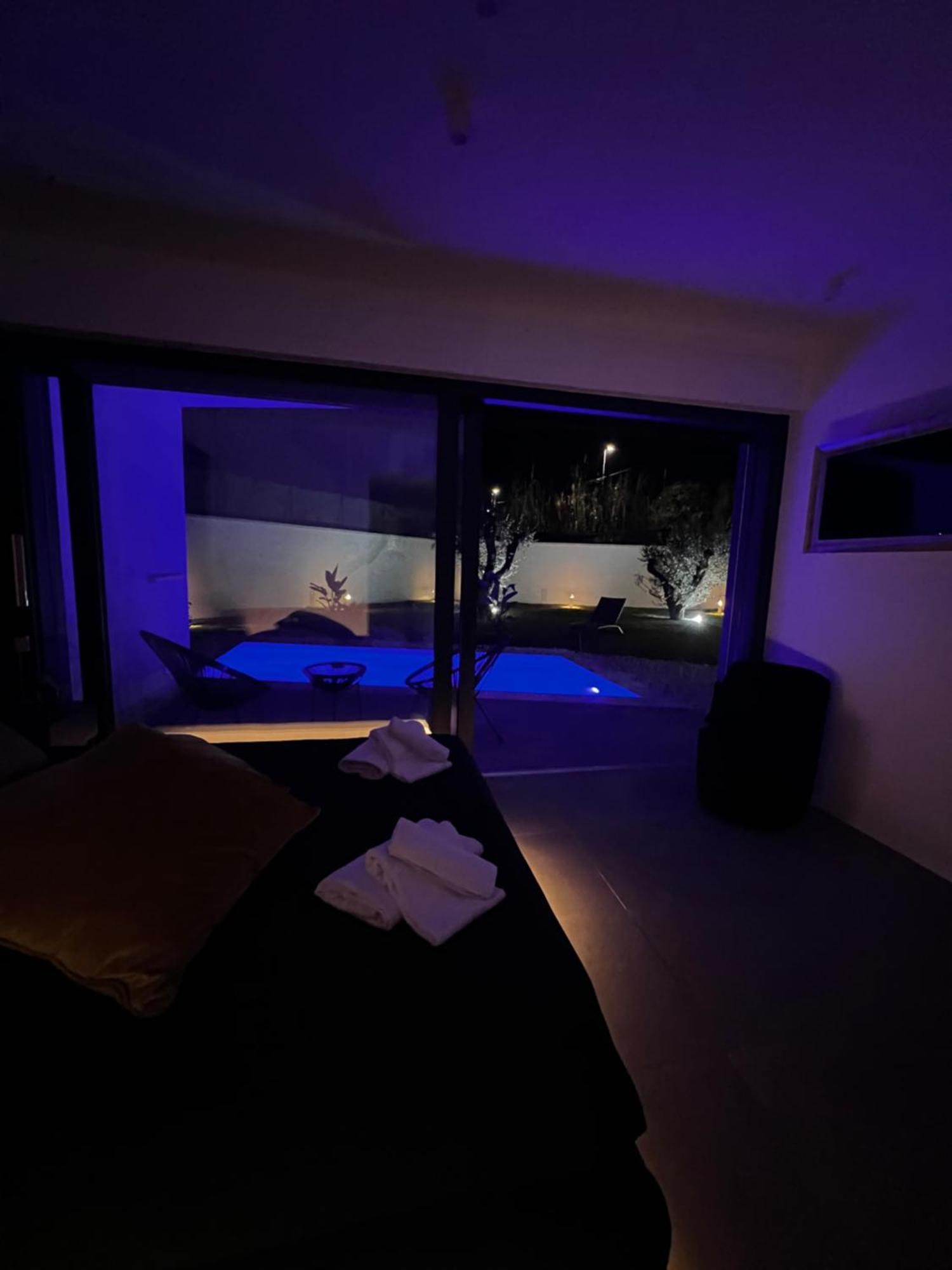 Luxury In The Jungle Villa Formello Bagian luar foto